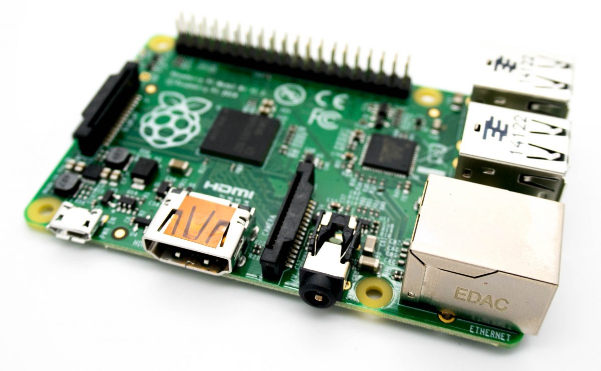 An AIoT Example using Raspberry Pi and Azure AI